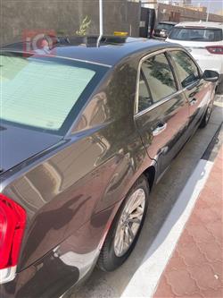 کرایسلەر 300